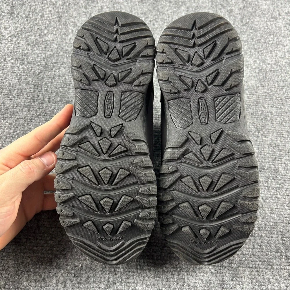 Keen hiking shoes